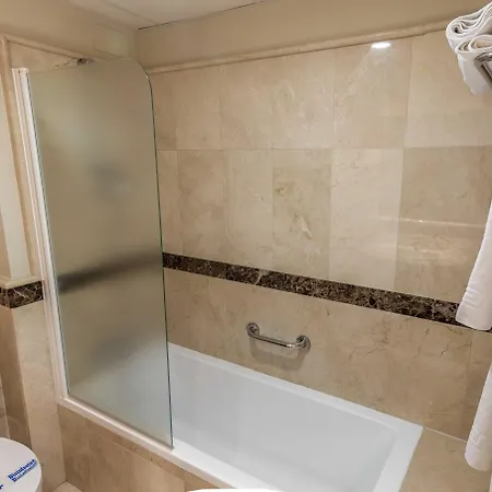 Sevilla 4*