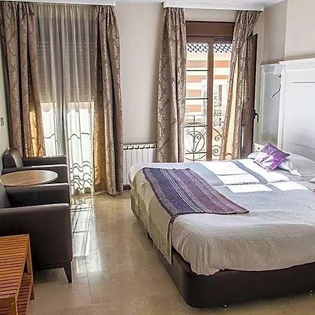Sevilla 4*