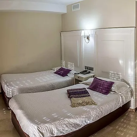 Hotel Sevilla 4*