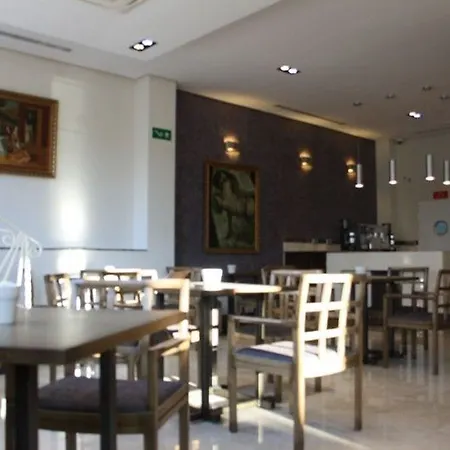 Hotel Sevilla 4*
