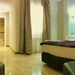 Sevilla 4*
